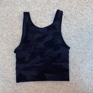 NWT lululemon power pivot tank